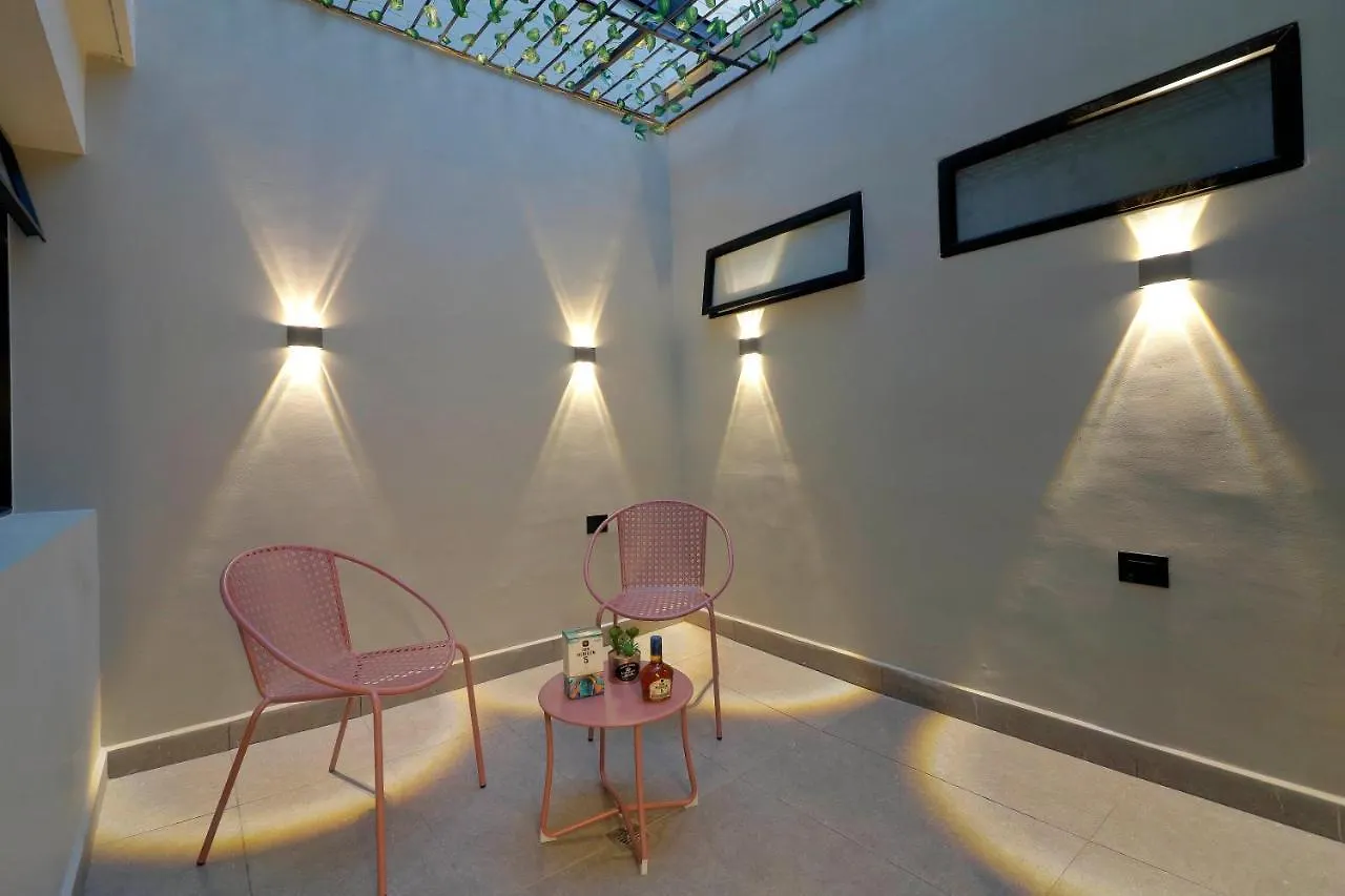 Casa Indigo Habitaciones メデジン ホームステイ